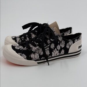 Rocket Dog Black and Cream Floral Sneakers